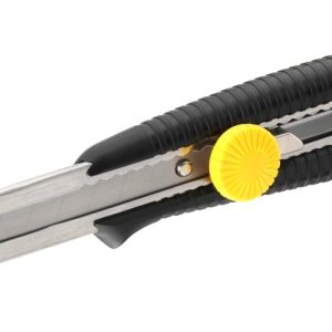 DynaGrip műanyagházas fémmegvezetéses kés 18mm - STANLEY - B0001815 - Szerszám >>Kézi szerszám>> Festő